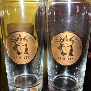 2 - 1986 Authentic Materials Liberty glasses 1886 CENTENNIAL 1986 6.25”